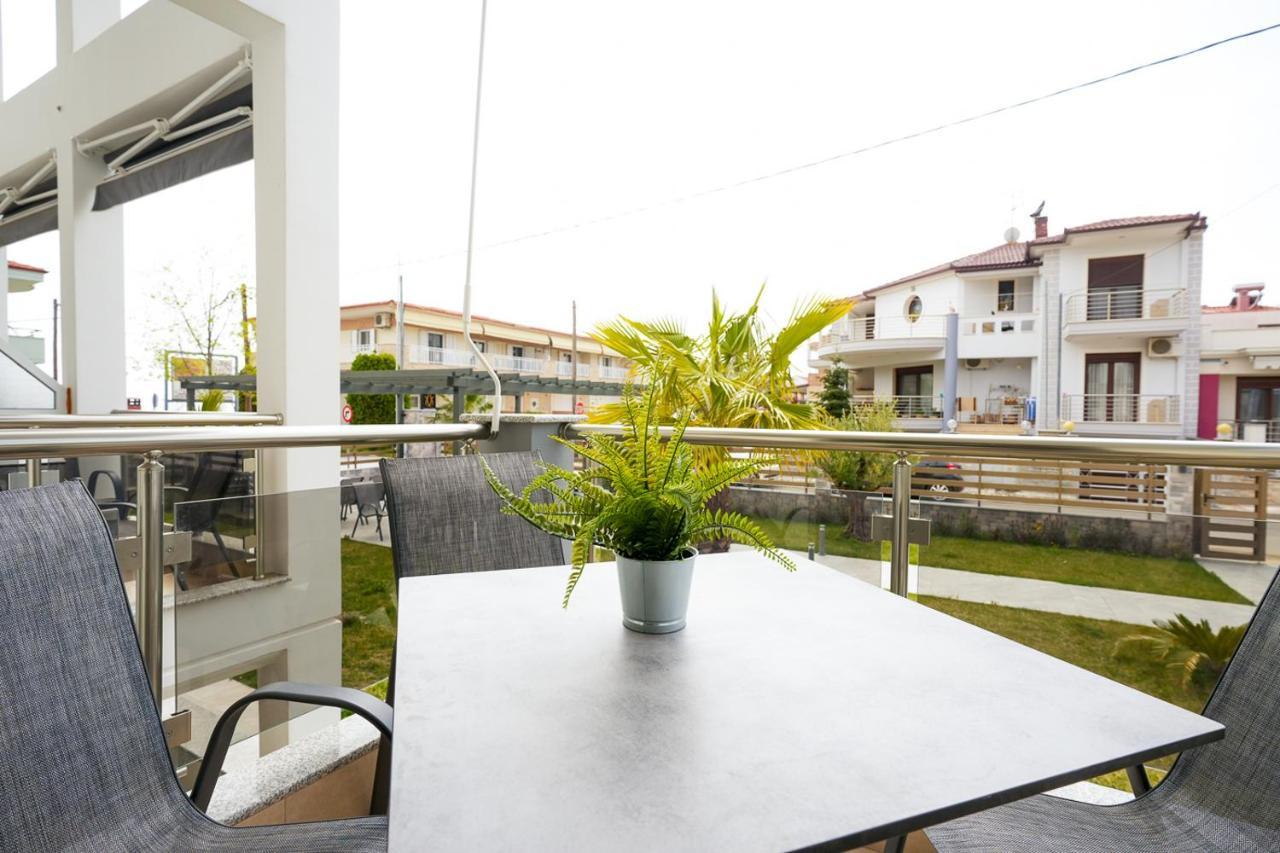Hotel Villa MARIA Vrasná Esterno foto