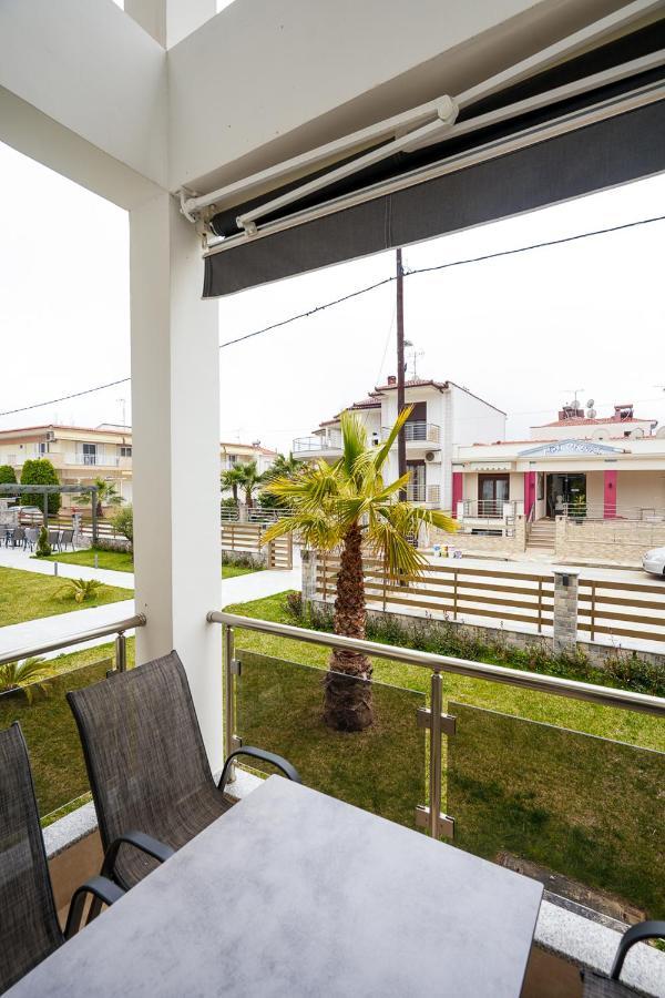 Hotel Villa MARIA Vrasná Esterno foto