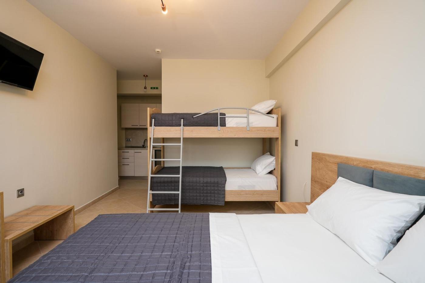 Hotel Villa MARIA Vrasná Esterno foto